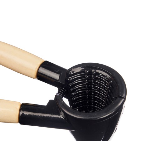 Cascanueces de madera